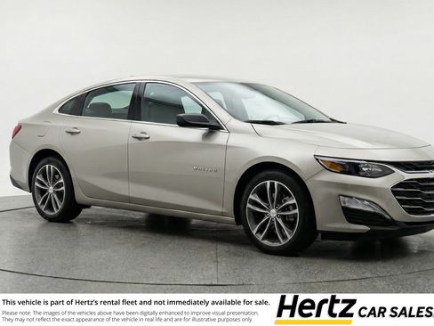 Used 2024 Chevrolet Malibu LT image 1