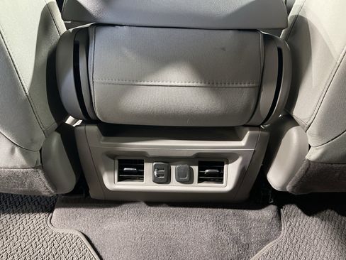 Used 2019 GMC Sierra 1500 SLE w/ SLE Value Package image 15