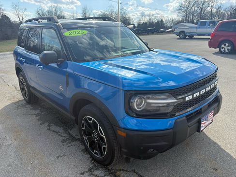 Used 2025 Ford Bronco Sport Outer Banks w/ Outer Banks Tech Package+ image 1