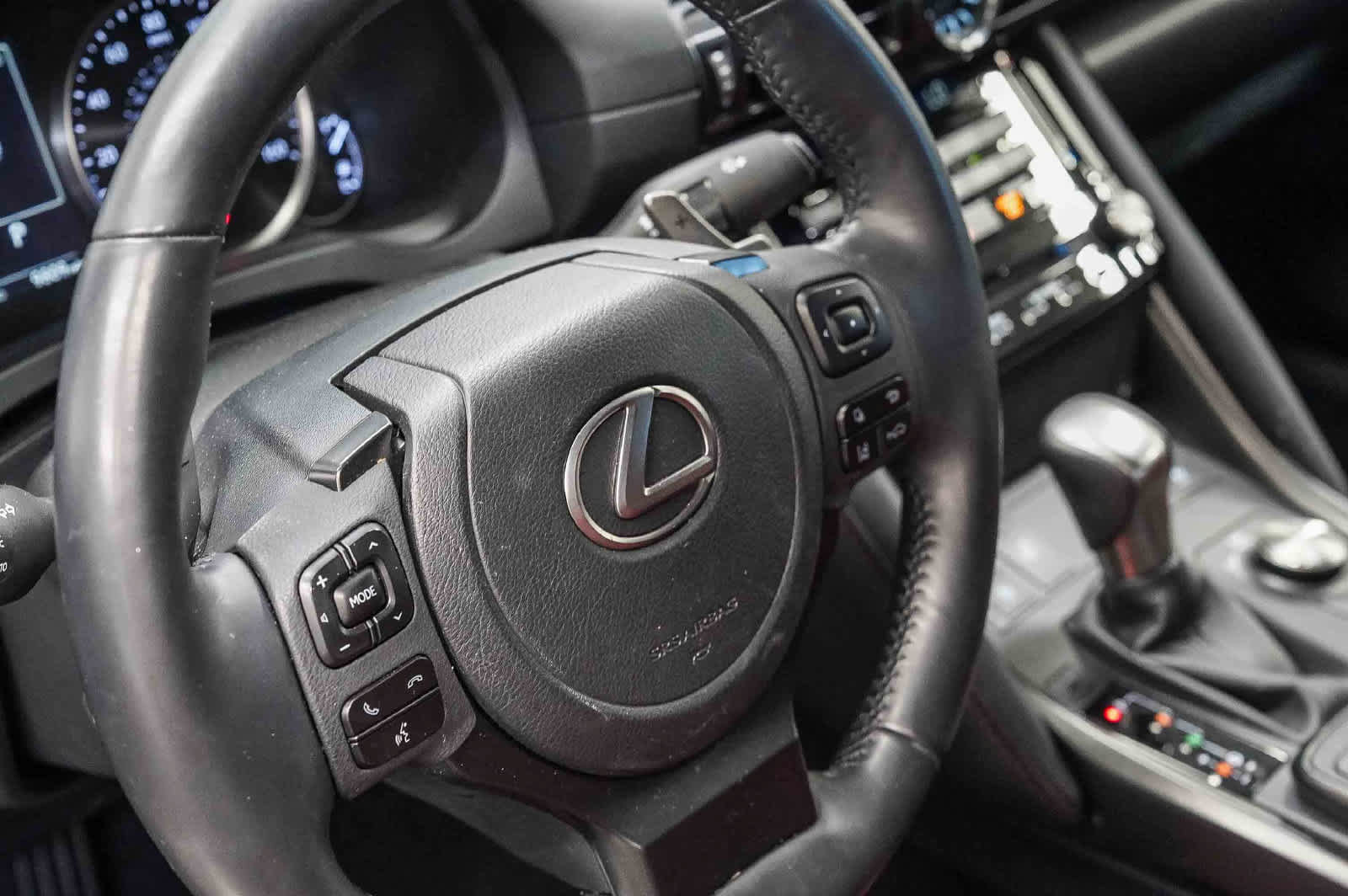 Used 2023 Lexus IS 300 w/ Premium Package RWD image 21