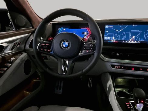 Used 2024 BMW XM AWD/4WD image 5