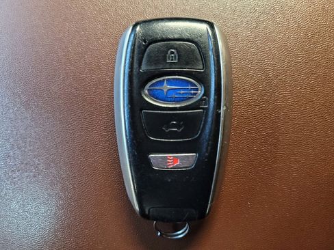 Used 2019 Subaru Ascent Touring AWD/4WD image 32