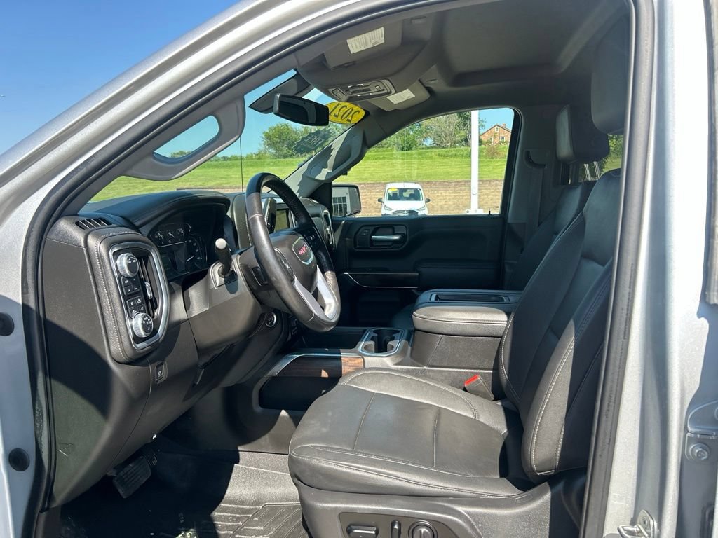 Used 2021 GMC Sierra 1500 SLT w/ SLT Premium Package AWD/4WD image 16