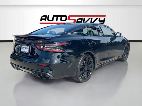 Used 2023 Nissan Maxima SR w/ Sport Mat Group FWD image 7