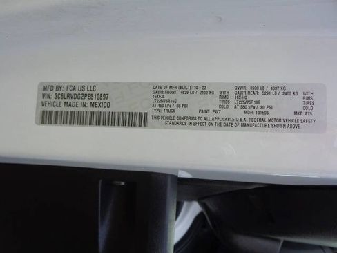 Used 2023 RAM ProMaster 2500 w/ Convenience Group image 27