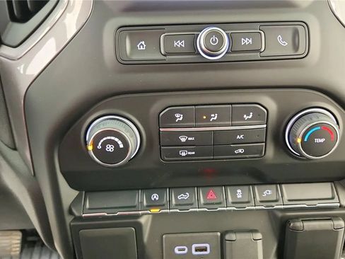 Used 2021 Chevrolet Silverado 1500 W/T w/ WT Value Package AWD/4WD image 27