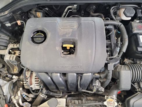 Used 2020 Hyundai Elantra Value Edition FWD image 30