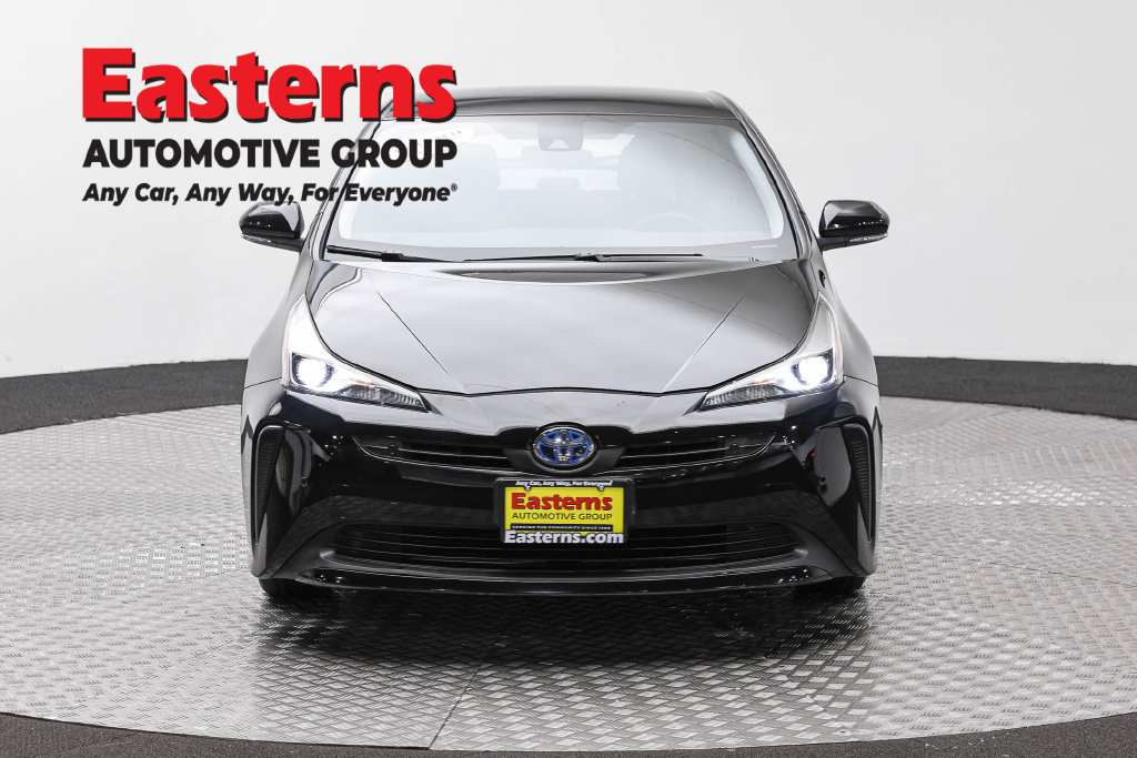 Used 2022 Toyota Prius LE FWD image 3
