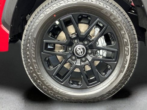 New 2026 Toyota Tundra Limited AWD/4WD image 29