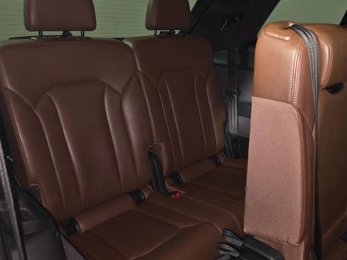 Used 2019 Audi Q7 2.0T Premium w/ Convenience Package image 12