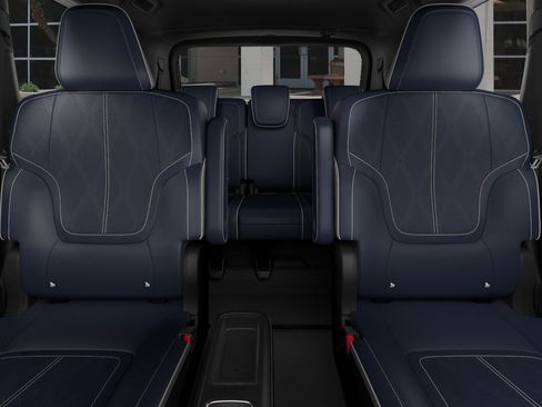 Used 2026 INFINITI QX80 4WD w/ Sport Exterior Package image 16