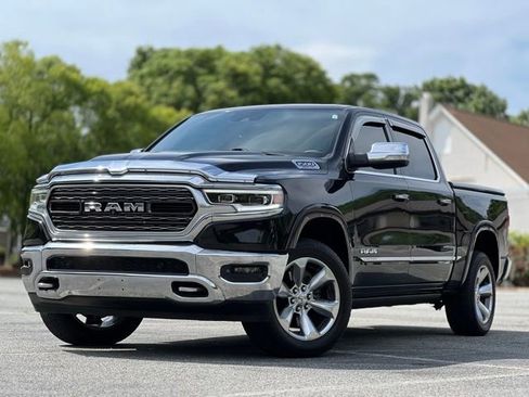 Used 2019 RAM 1500 Limited RWD image 1