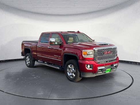Used 2019 GMC Sierra 3500 Denali w/ Duramax Plus Package AWD/4WD image 7