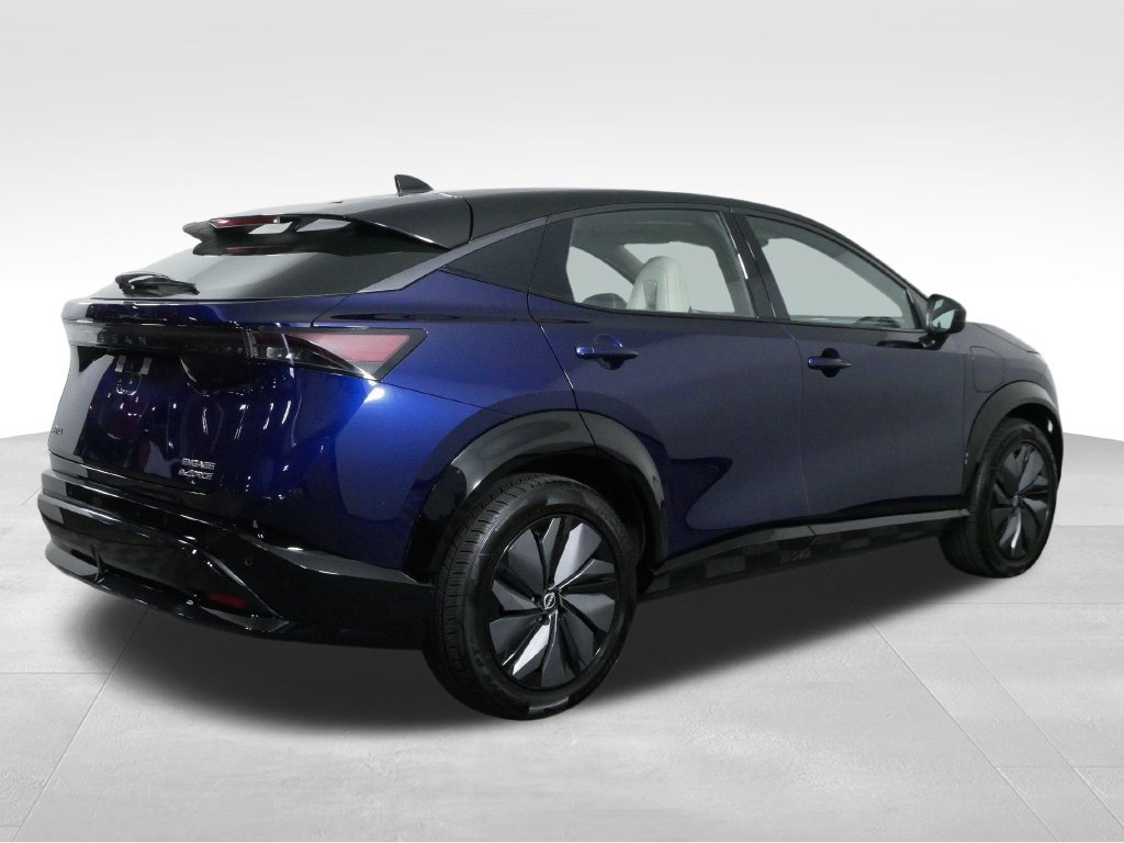 Used 2024 Nissan Ariya AWD image 10