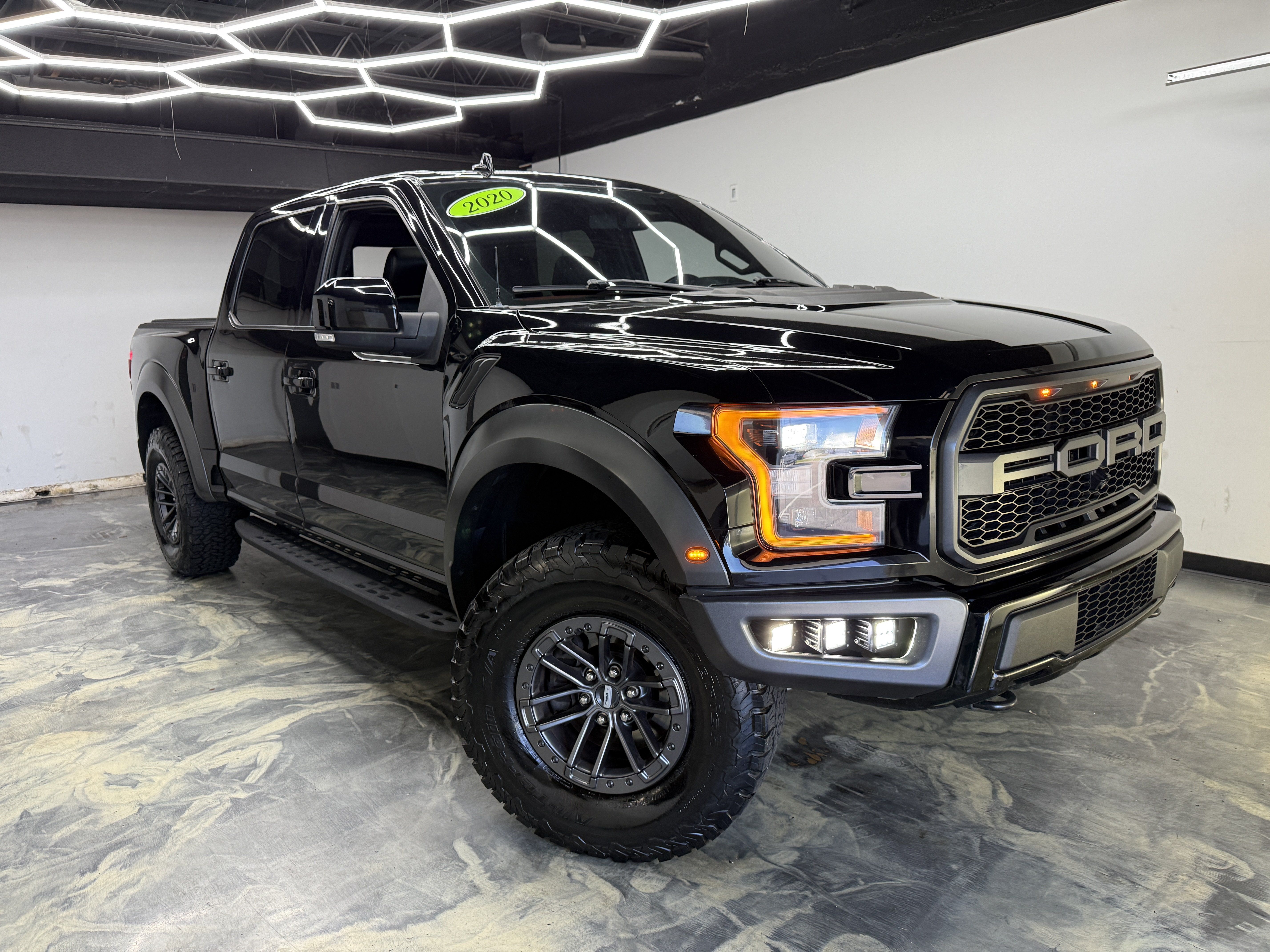 Used 2020 Ford F150 Raptor w/ Equipment Group 802A Luxury AWD/4WD image 6