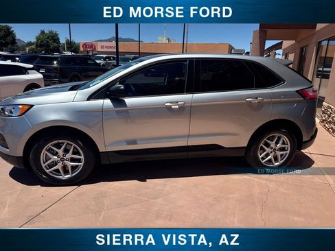 Used 2023 Ford Edge SE AWD/4WD image 5