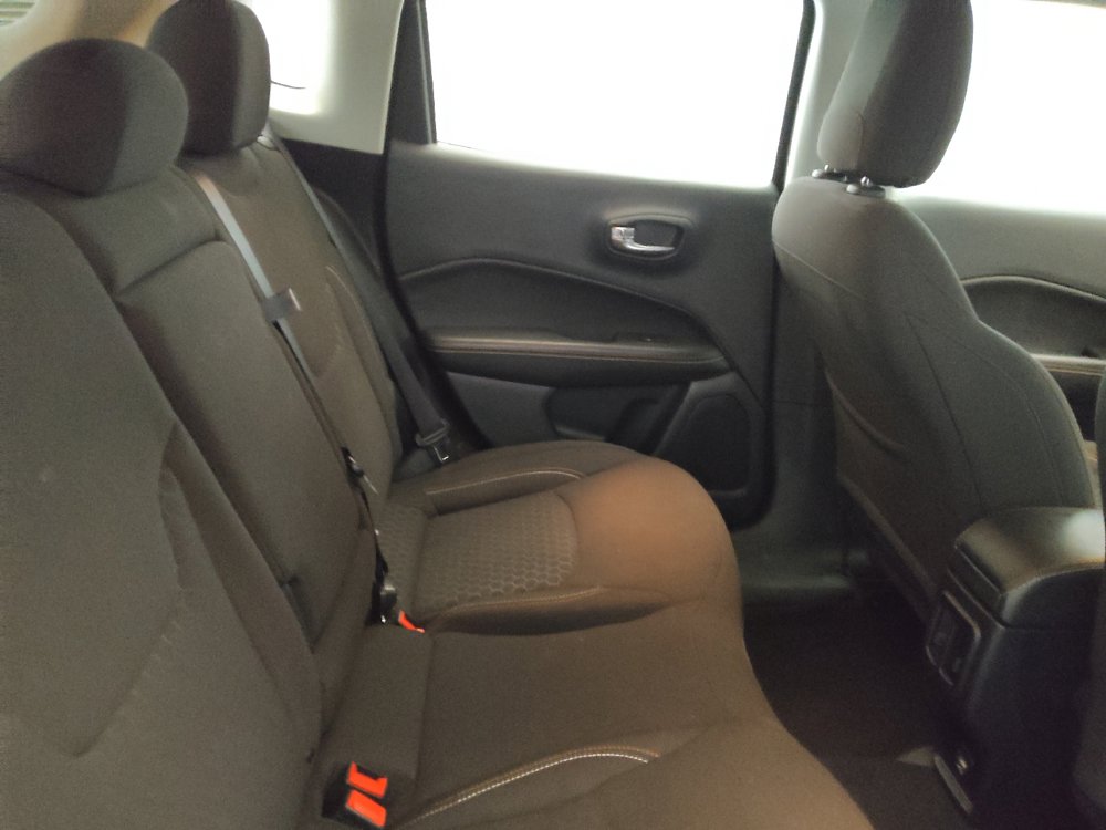 Used 2021 Jeep Compass Sport FWD image 19