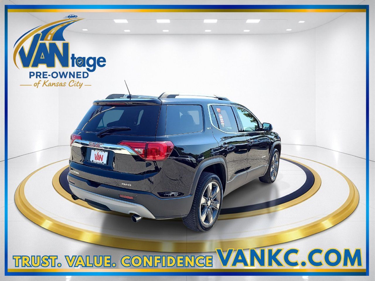 Used 2017 GMC Acadia SLT AWD/4WD image 6