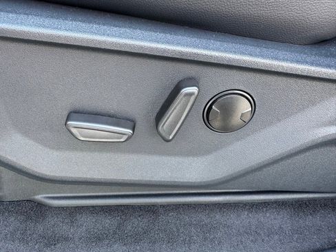 New 2025 Ford F150 Lariat w/ Equipment Group 501A Mid image 20