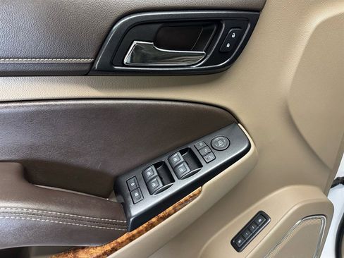 Used 2018 Chevrolet Tahoe Premier image 12