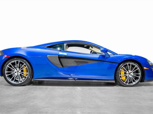 Used 2017 McLaren 570S Coupe image 19