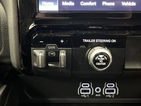 New 2026 RAM 1500 4x4 Crew Cab image 25