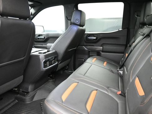 Used 2020 GMC Sierra 1500 AT4 w/ Off-Road Performance Package AWD/4WD image 27