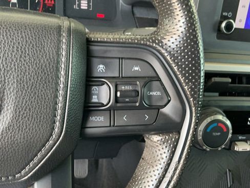 Used 2024 Toyota Tacoma SR AWD/4WD image 13