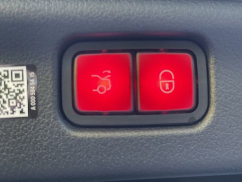 New 2026 Mercedes-Benz C 43 AMG 4MATIC Sedan image 12