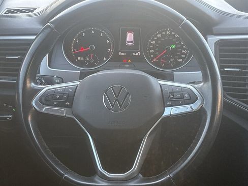 Used 2020 Volkswagen Atlas Cross Sport SE w/ Panoramic Sunroof Package image 28