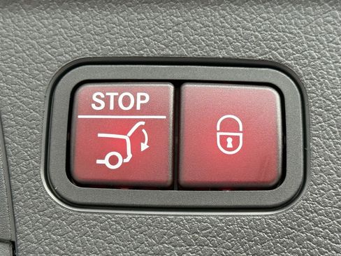 New 2026 Mercedes-Benz GLE 63 AMG S image 13