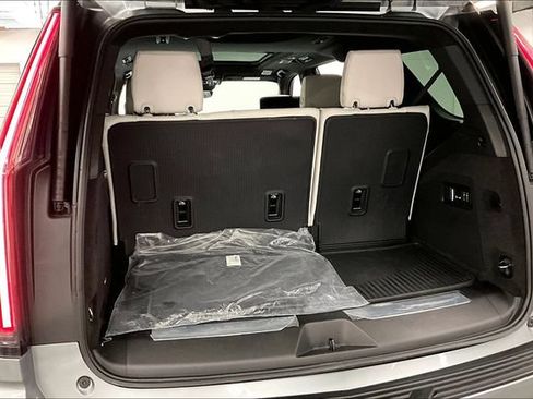 Used 2025 Cadillac Escalade Sport Platinum w/ LPO, ONYX Package AWD/4WD image 43