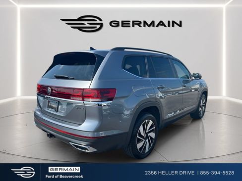 Used 2024 Volkswagen Atlas SE AWD/4WD image 8