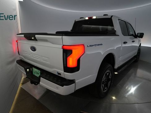 Used 2023 Ford F150 Lightning XLT AWD/4WD image 3