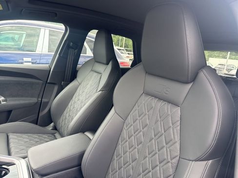 New 2026 Audi SQ5 Premium Plus AWD/4WD image 4