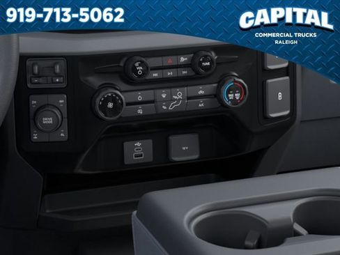 New 2026 Ford F250 XL w/ XL Chrome Package AWD/4WD image 15