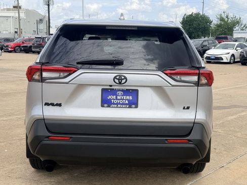 Used 2025 Toyota RAV4 LE FWD image 8