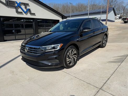 Used 2021 Volkswagen Jetta SEL Premium image 5