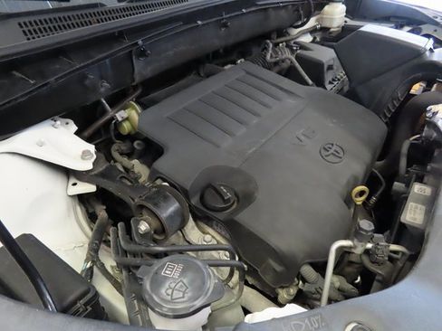 Used 2015 Toyota Highlander Limited image 41