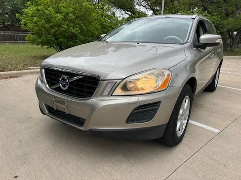 Used 2011 Volvo XC60 3.2 image 4