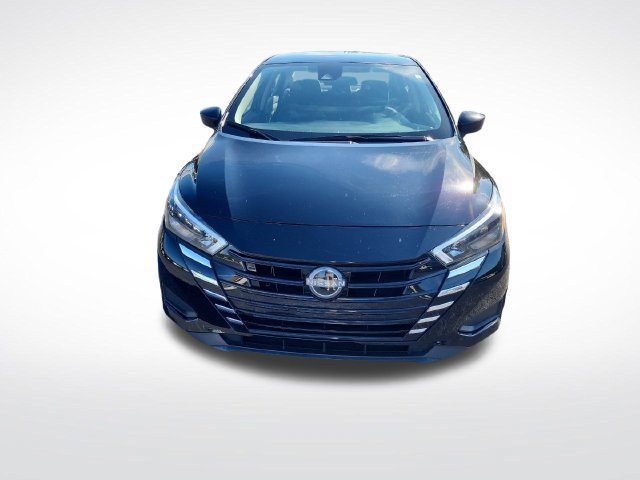 Used 2025 Nissan Versa SV w/ Trunk Package FWD image 8