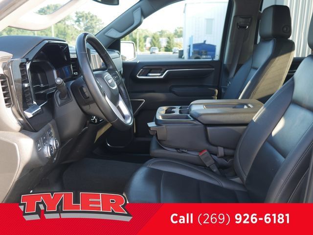 Used 2025 GMC Sierra 1500 SLT AWD/4WD image 36