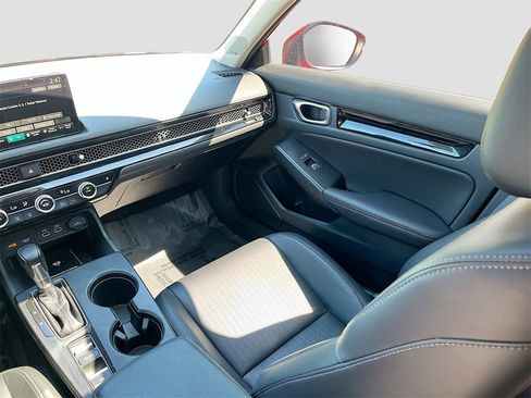 Used 2022 Honda Civic Touring image 22