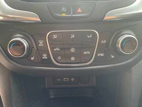Used 2024 Chevrolet Equinox LT AWD/4WD image 26