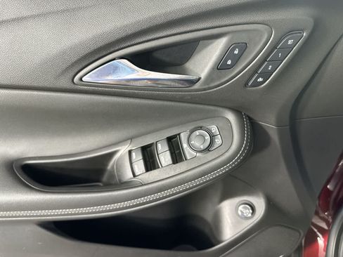 Used 2023 Buick Encore GX Essence w/ Experience Buick Package AWD/4WD image 11