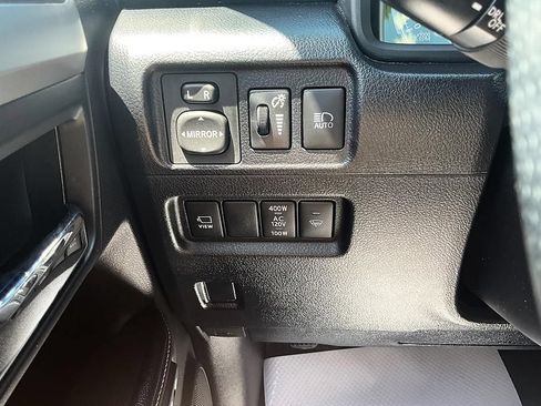 Used 2024 Toyota 4Runner Limited AWD/4WD image 17