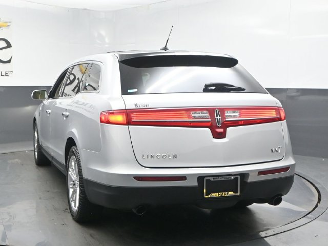 Used 2019 Lincoln MKT AWD image 45