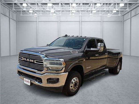 Used 2019 RAM 3500 Laramie AWD/4WD image 1