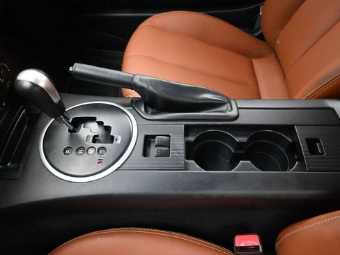 Used 2008 MAZDA MX-5 Miata Grand Touring RWD image 16