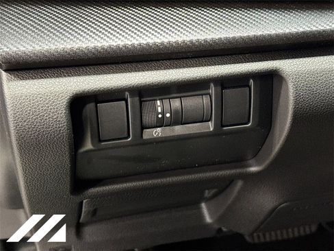 New 2026 Subaru Crosstrek 2.5i Limited w/ Crosstrek Mirror Package image 10